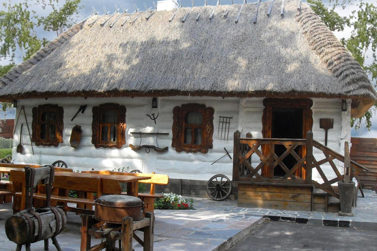 Комплекс Відпочинку "Колиба" Hotel Коростен Екстериор снимка