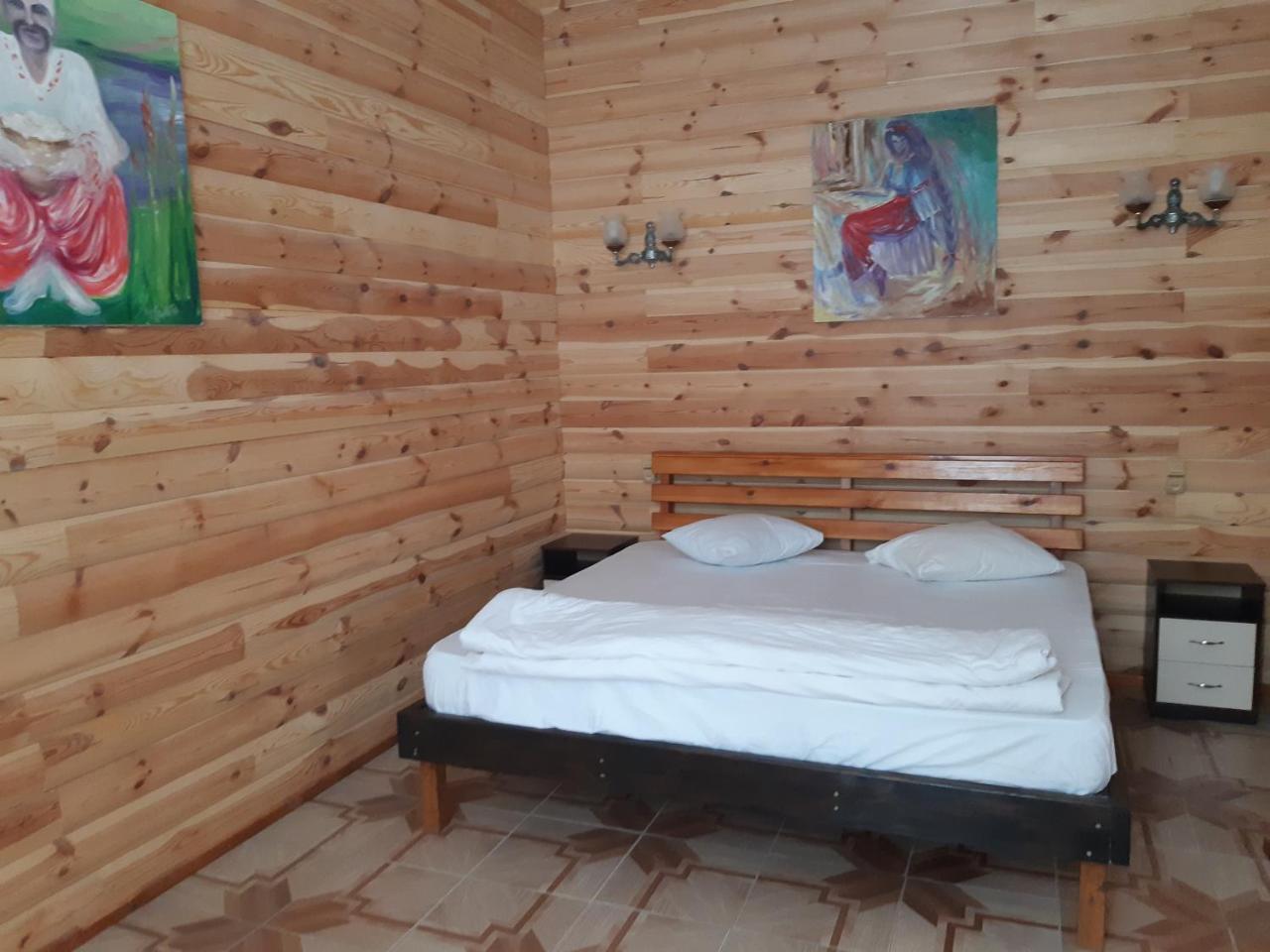 Комплекс Відпочинку "Колиба" Hotel Коростен Екстериор снимка