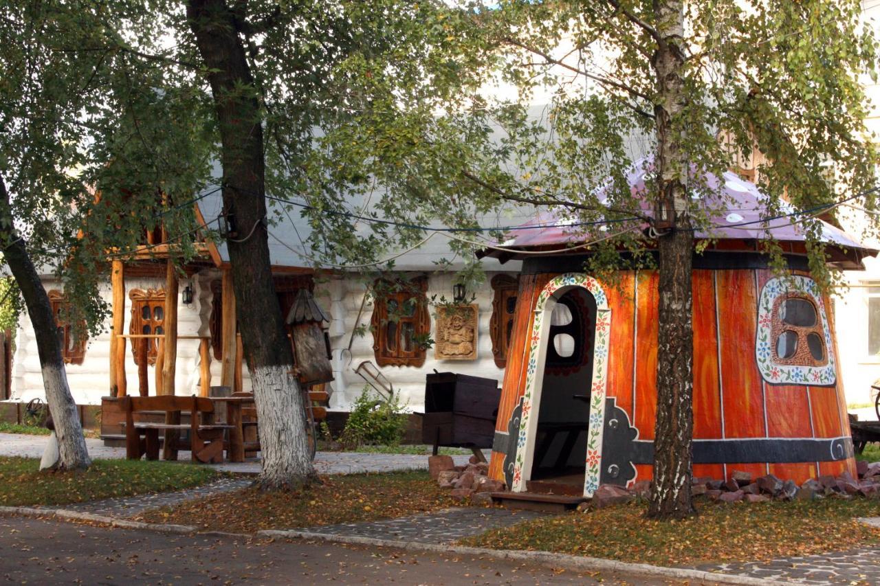 Комплекс Відпочинку "Колиба" Hotel Коростен Екстериор снимка